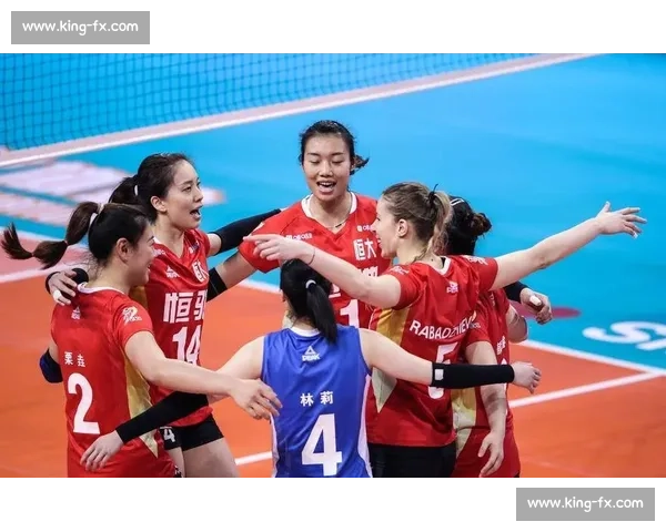 排球比赛到底多少分算赢一局规则与胜负判定全解析新手必读与实战解读