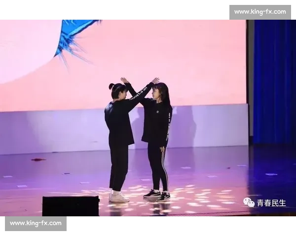 广州拉丁舞大赛精彩纷呈 展现舞者热情与技艺的巅峰对决